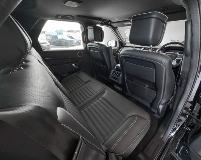 2025 Land Rover Discovery