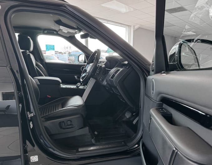 2025 Land Rover Discovery