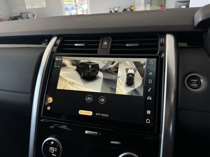 2025 Land Rover Discovery