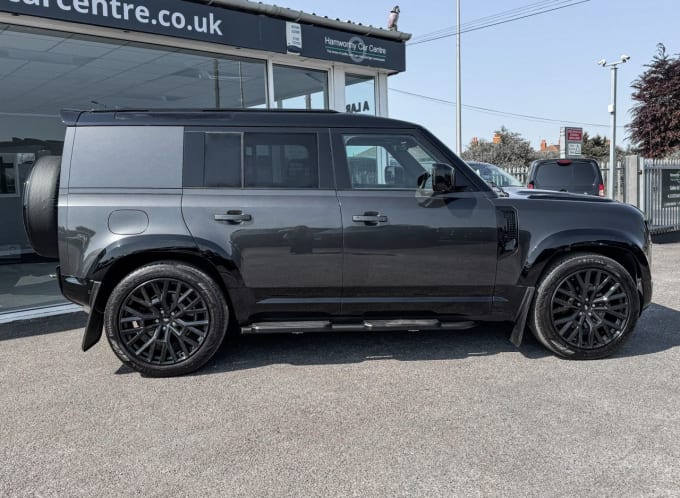 2025 Land Rover Defender