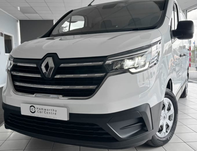2025 Renault Trafic