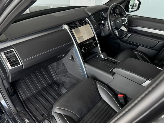 2025 Land Rover Discovery