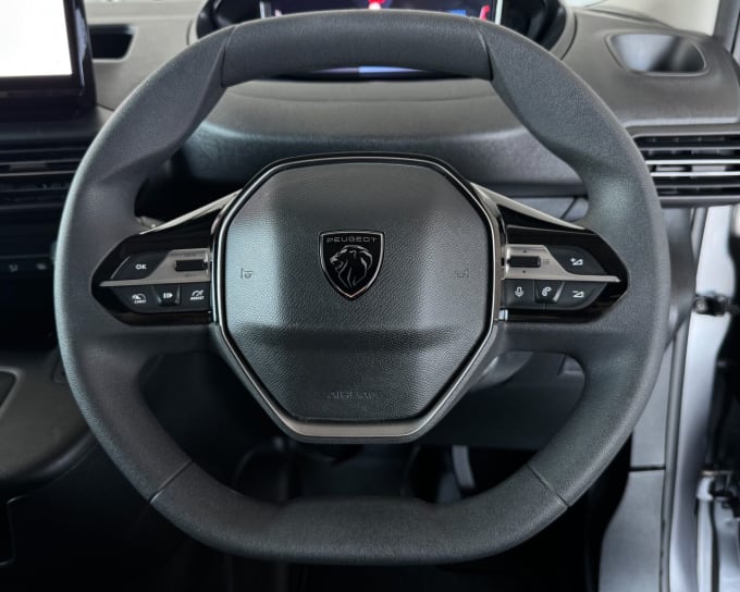 2025 Peugeot Partner