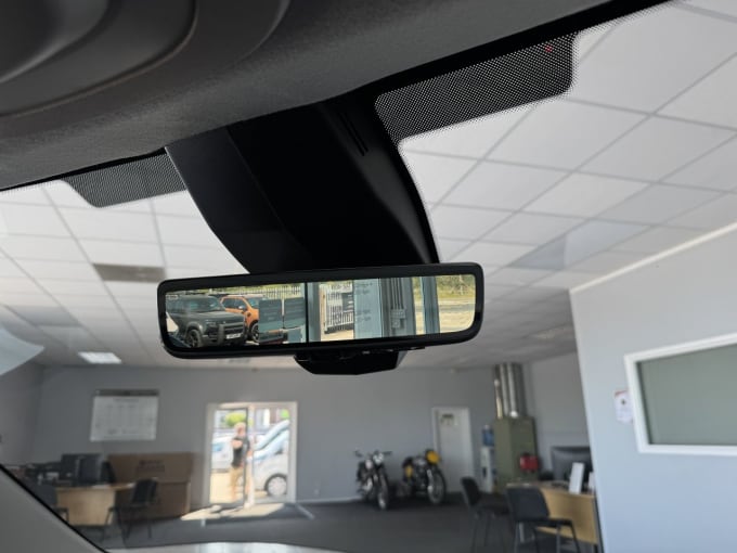 2025 Peugeot Partner