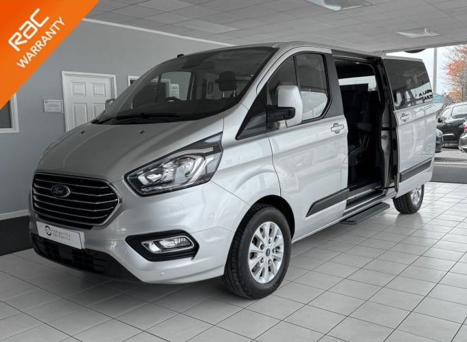 2025 Ford Tourneo Custom