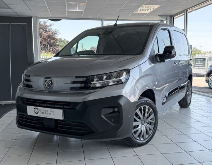 2025 Peugeot Partner