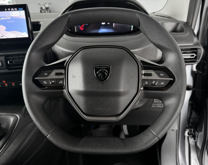 2025 Peugeot Partner