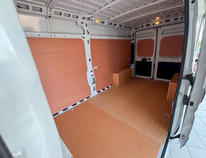 2025 Citroen Relay
