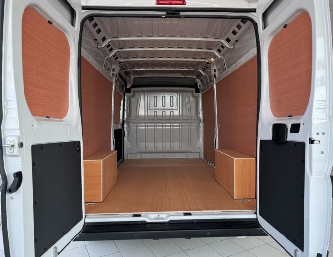 2025 Citroen Relay