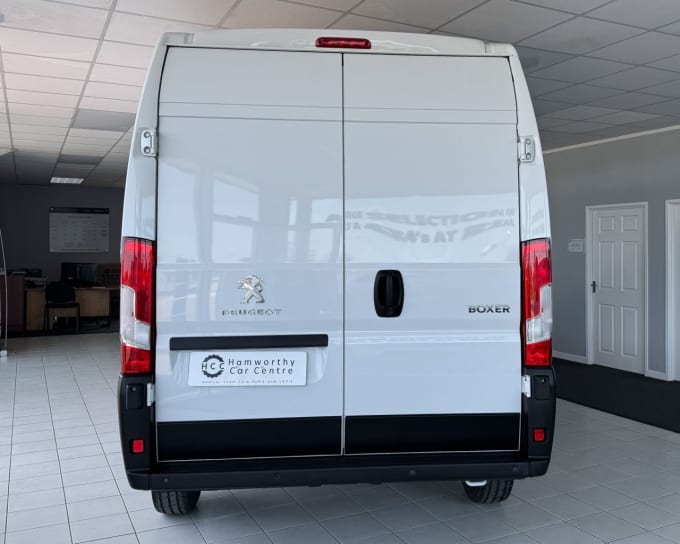 2025 Peugeot Boxer