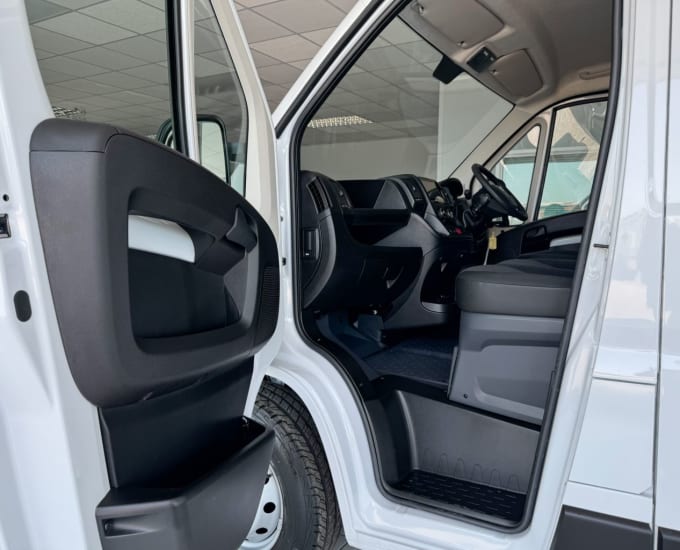 2025 Peugeot Boxer