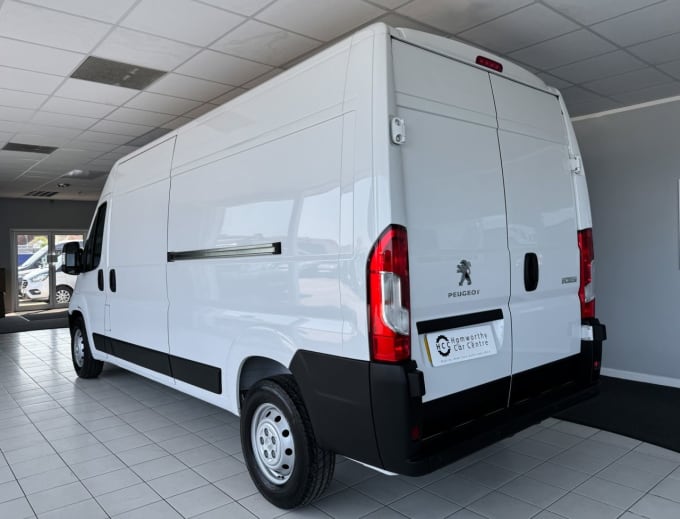 2025 Peugeot Boxer
