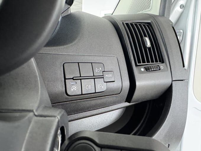 2025 Citroen Relay