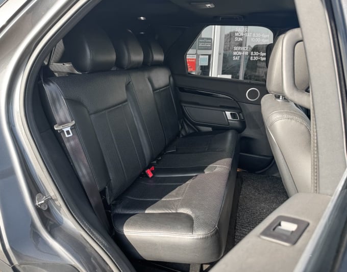 2025 Land Rover Discovery