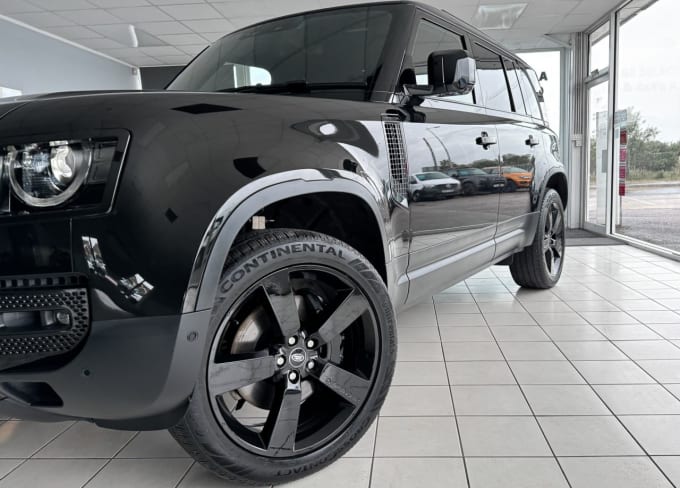 2025 Land Rover Defender