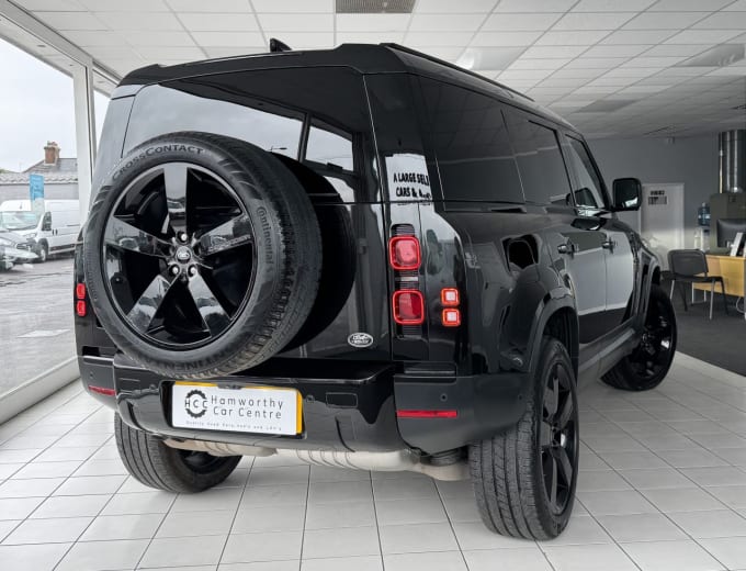 2025 Land Rover Defender