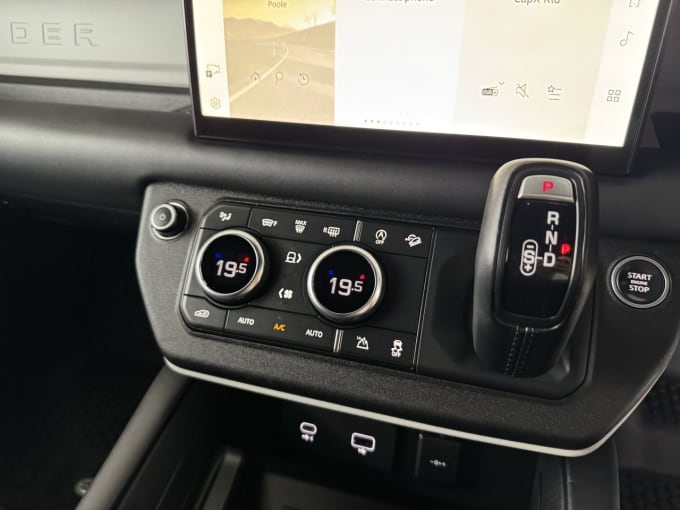 2025 Land Rover Defender