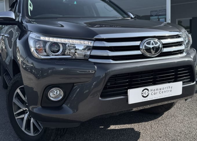 2025 Toyota Hi-lux