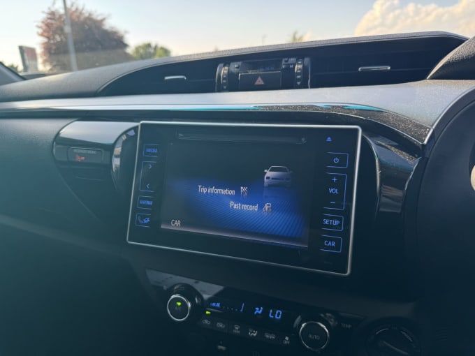 2025 Toyota Hi-lux