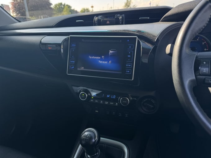 2025 Toyota Hi-lux