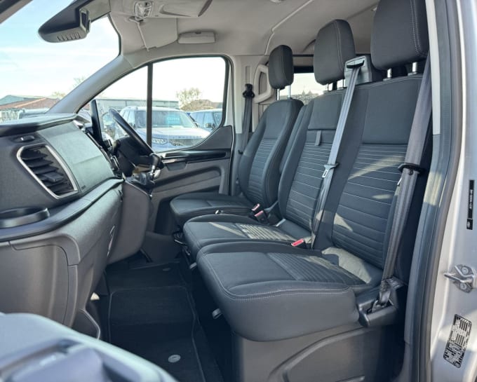 2025 Ford Transit Custom