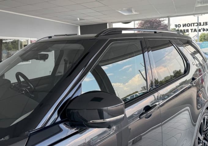 2025 Land Rover Discovery