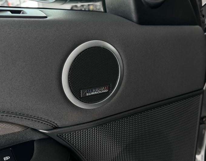 2025 Land Rover Discovery