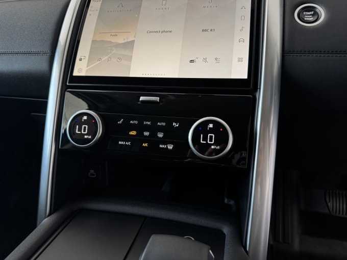 2025 Land Rover Discovery