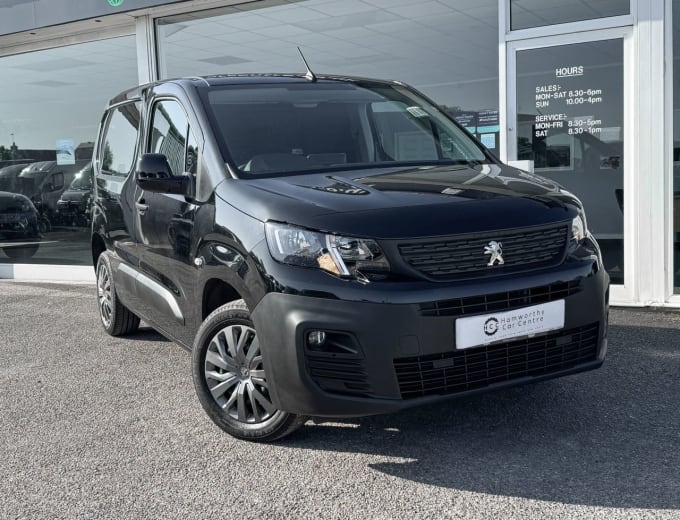 2025 Peugeot Partner
