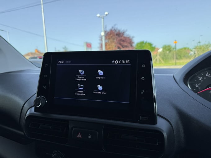 2025 Peugeot Partner
