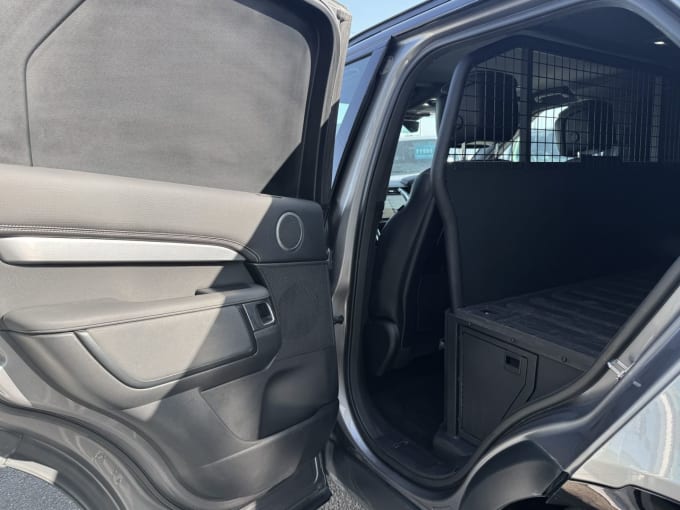 2025 Land Rover Discovery