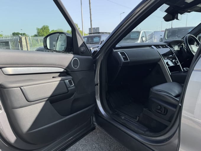 2025 Land Rover Discovery
