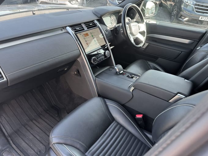 2025 Land Rover Discovery