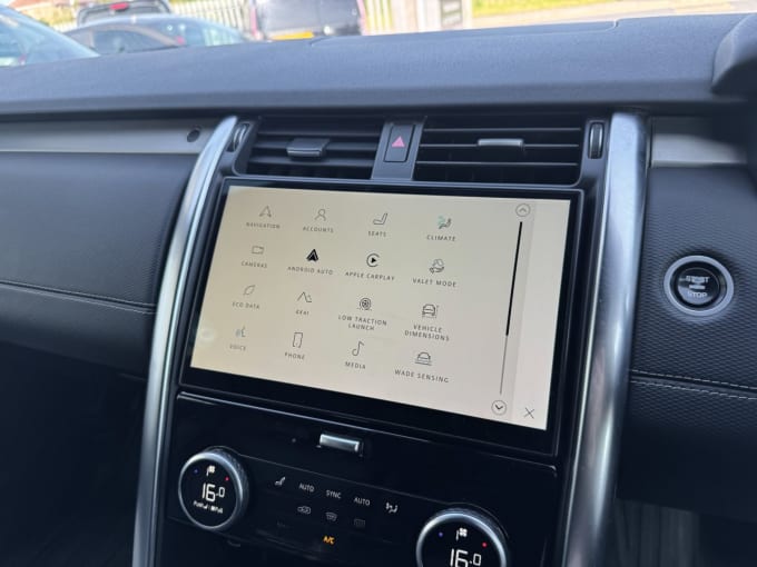 2025 Land Rover Discovery