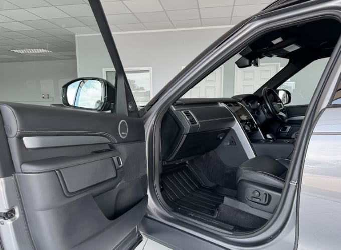 2025 Land Rover Discovery