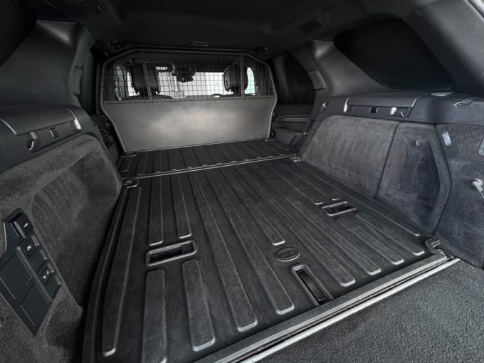 2025 Land Rover Discovery