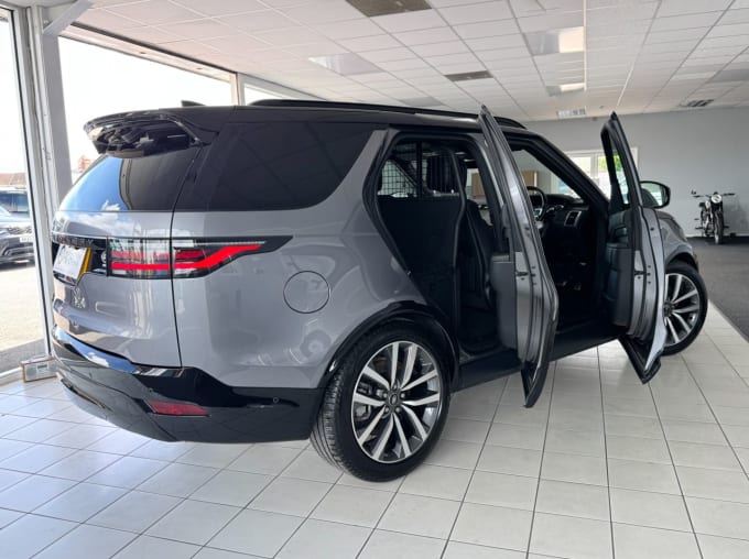 2025 Land Rover Discovery