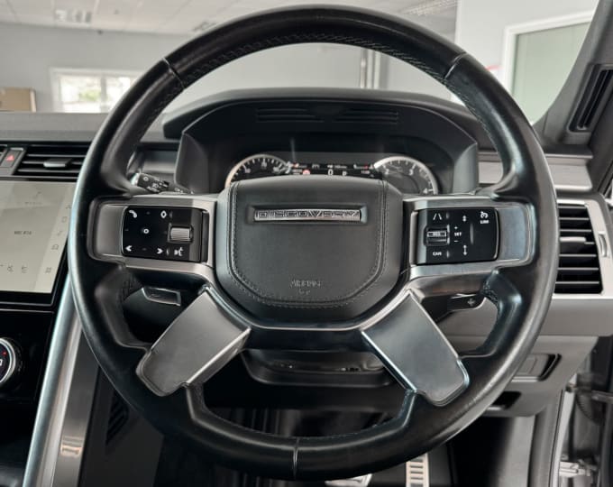 2025 Land Rover Discovery