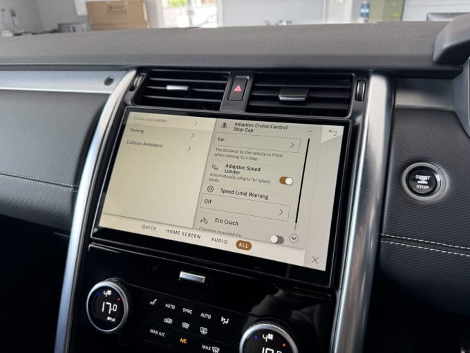 2025 Land Rover Discovery
