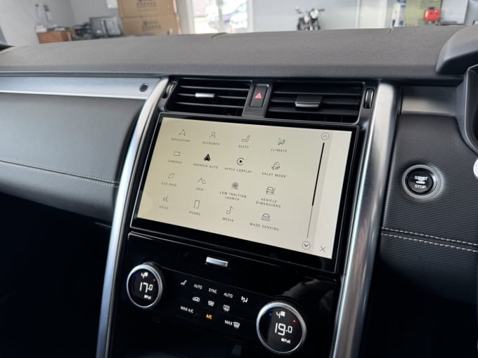 2025 Land Rover Discovery