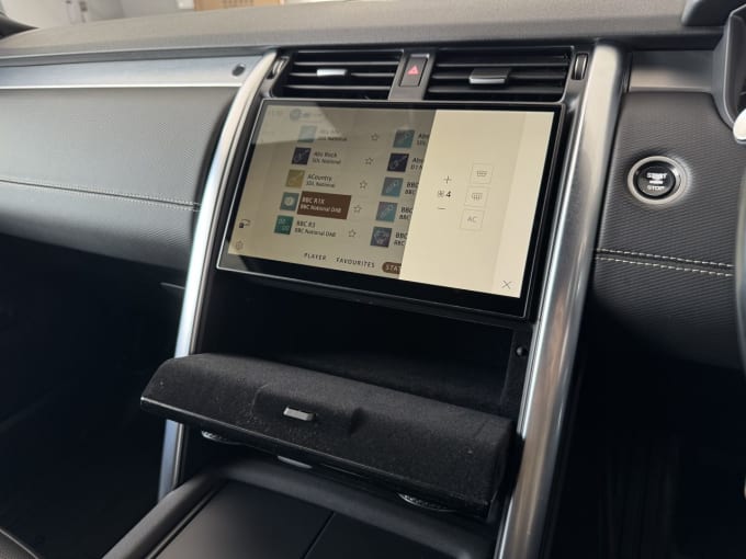 2025 Land Rover Discovery