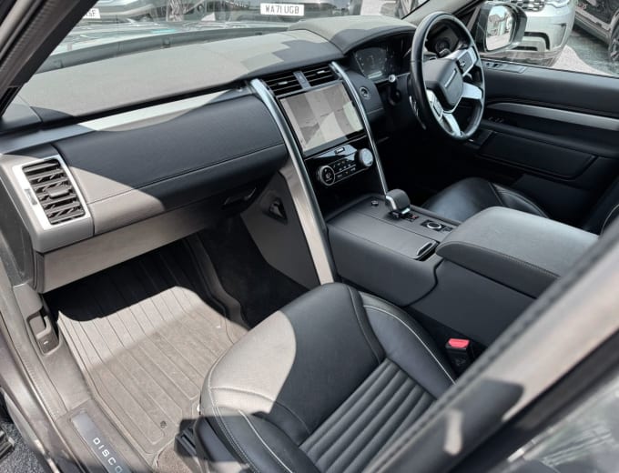 2025 Land Rover Discovery