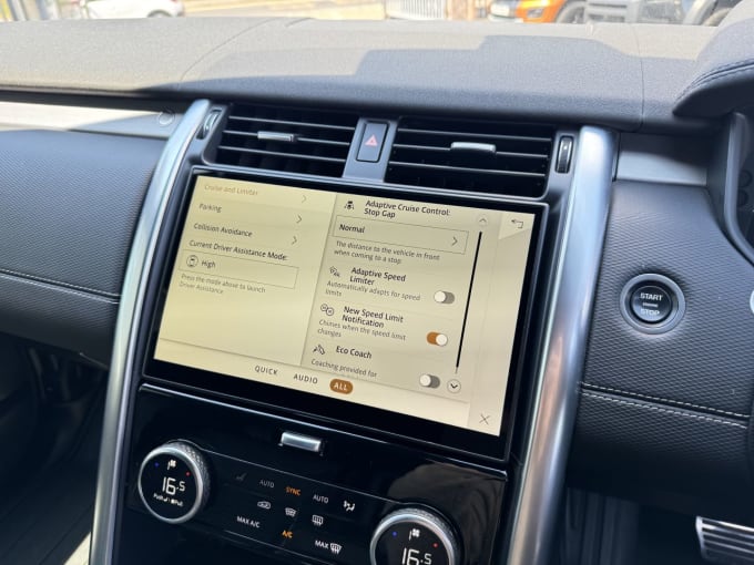 2025 Land Rover Discovery