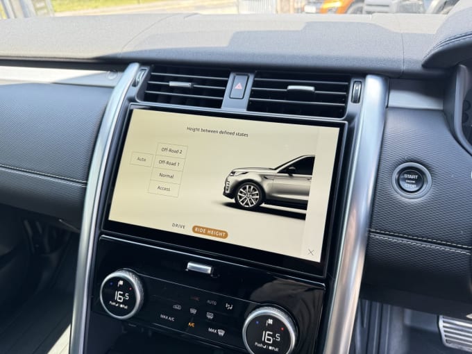 2025 Land Rover Discovery