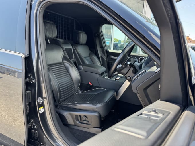 2025 Land Rover Discovery