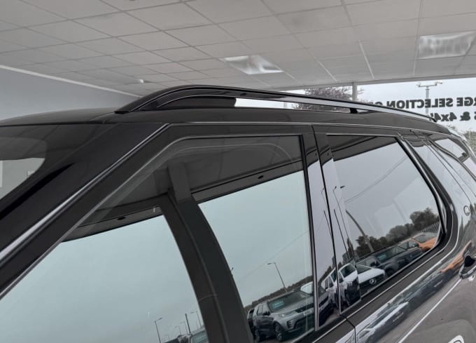 2025 Land Rover Discovery