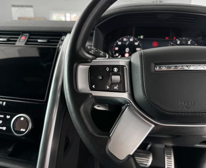 2025 Land Rover Discovery