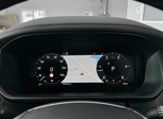 2025 Land Rover Discovery