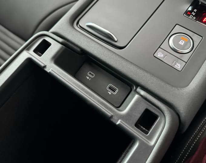 2025 Land Rover Discovery