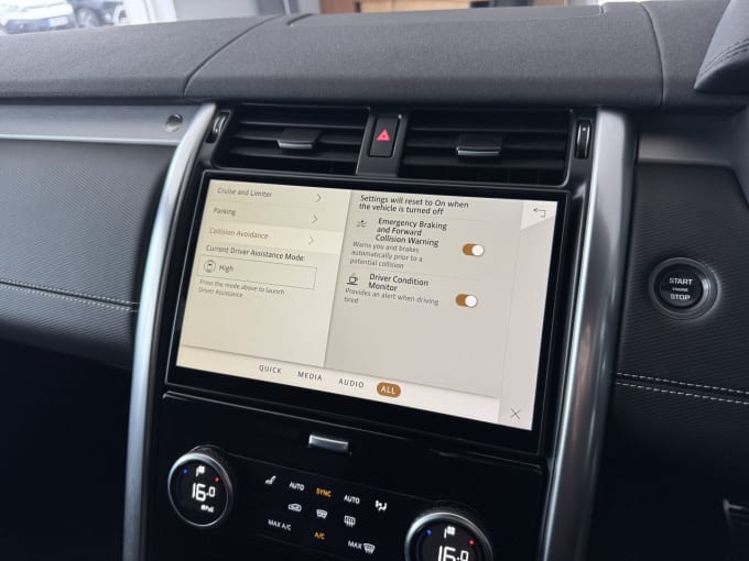 2025 Land Rover Discovery
